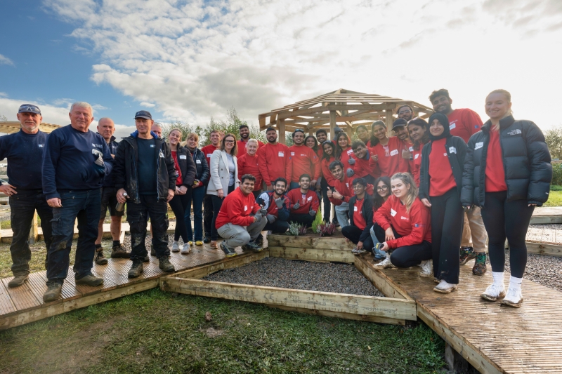 Splash project team leaders, Queen's Business School leaders and Post graduate students